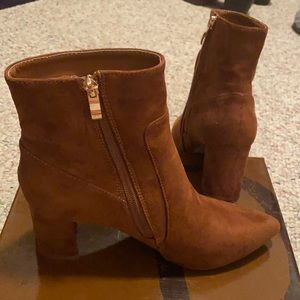 Brown Bonnibel boots, like new